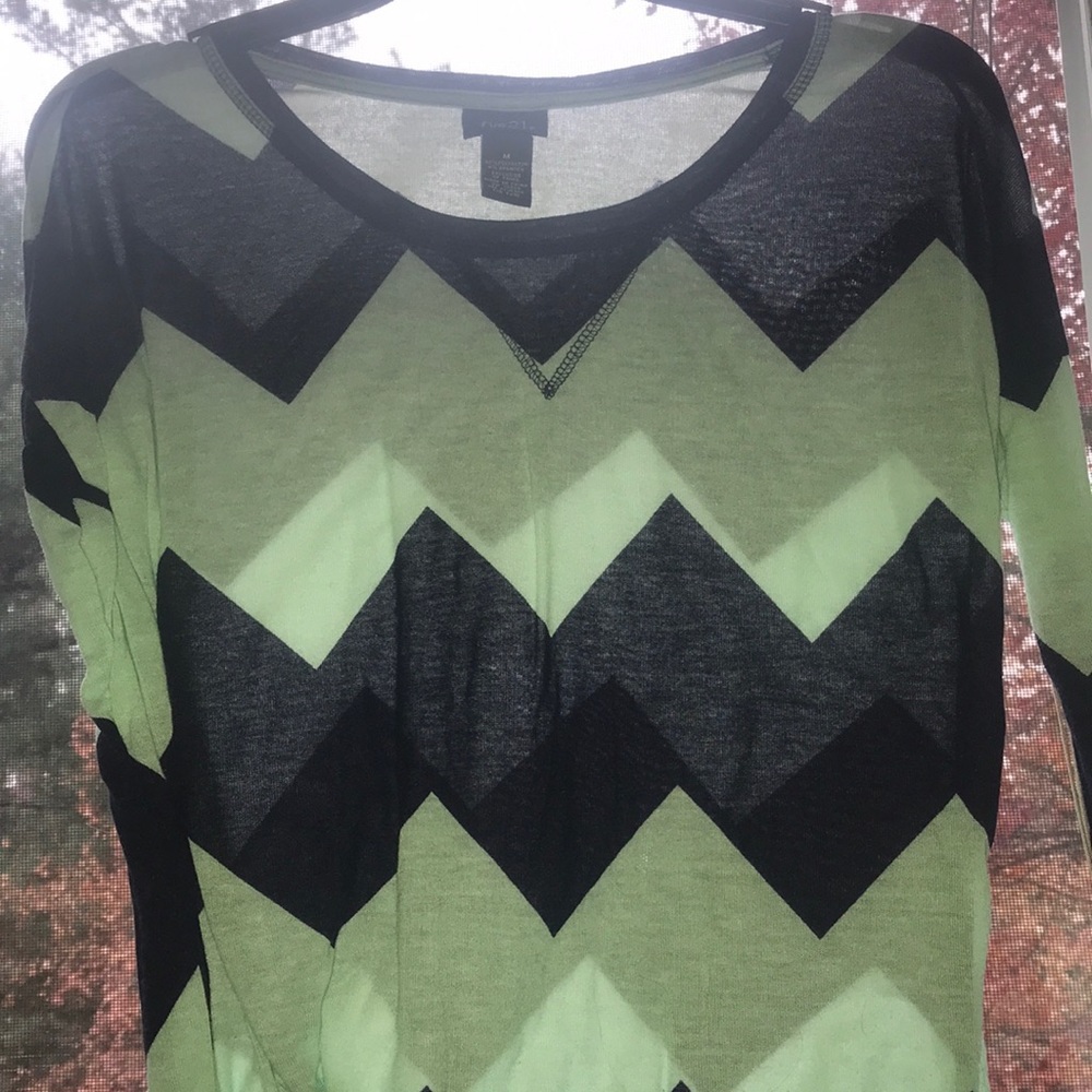 Stripped long sleeve shirt